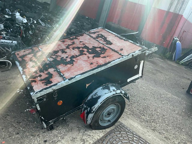 Aanhangwagen - afbeelding 4 van  6