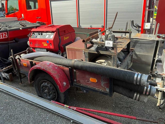 Aanhangwagen - afbeelding 1 van  8