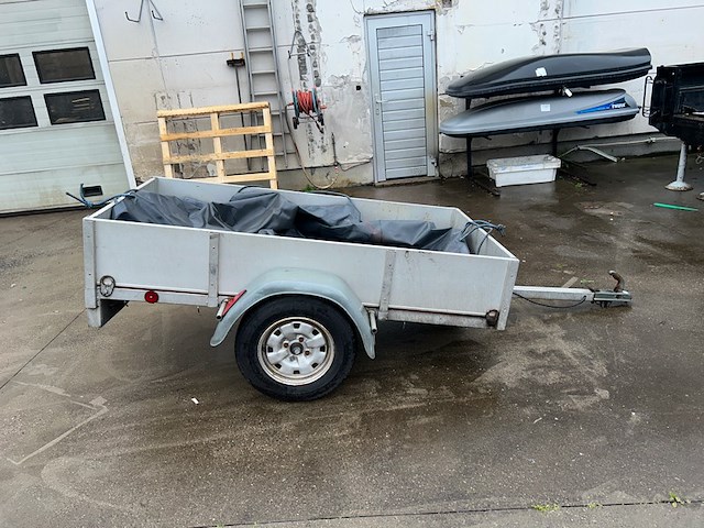 Aanhangwagen - afbeelding 1 van  7