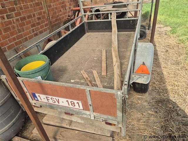 Aanhangwagen - afbeelding 8 van  9