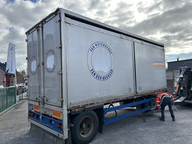 Aanhangwagen - afbeelding 1 van  11