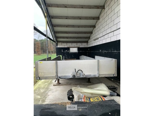Aanhangwagen - afbeelding 2 van  17