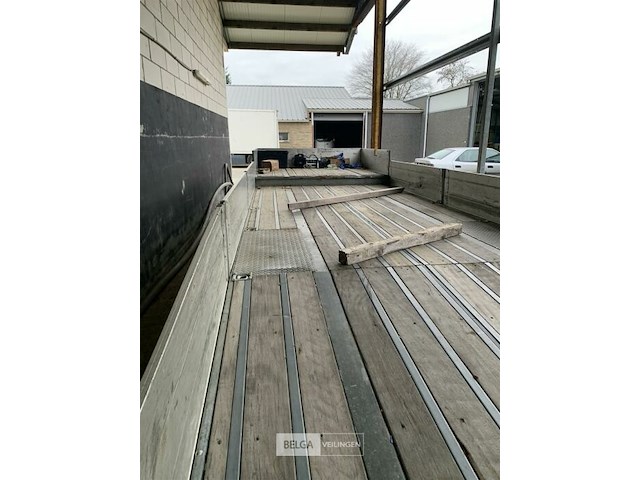 Aanhangwagen - afbeelding 4 van  17