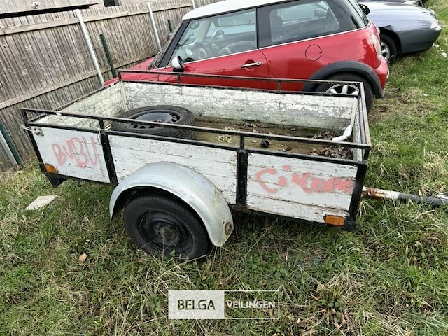Aanhangwagen - afbeelding 1 van  8