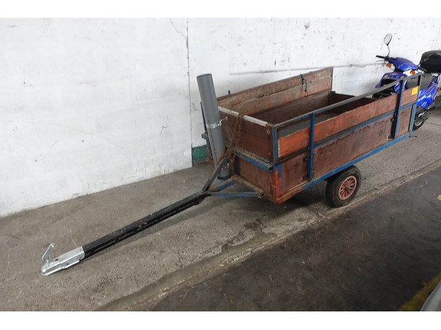 Aanhangwagen - afbeelding 1 van  4