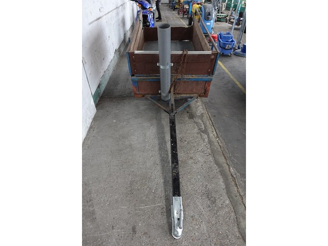 Aanhangwagen - afbeelding 4 van  4