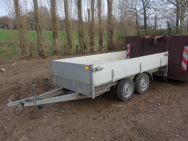 Aanhangwagen - afbeelding 1 van  10