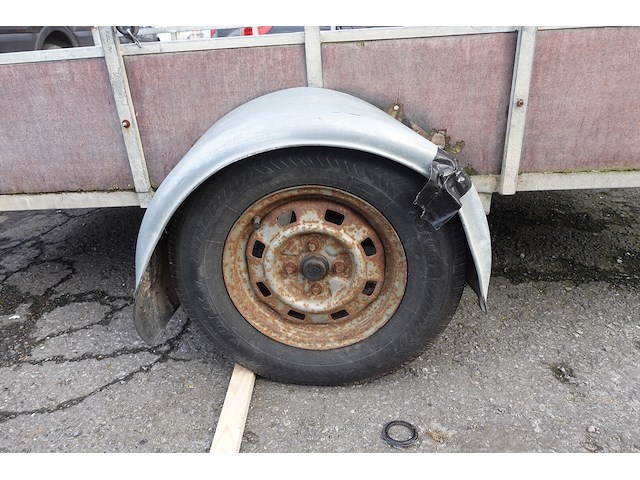 Aanhangwagen - afbeelding 9 van  10