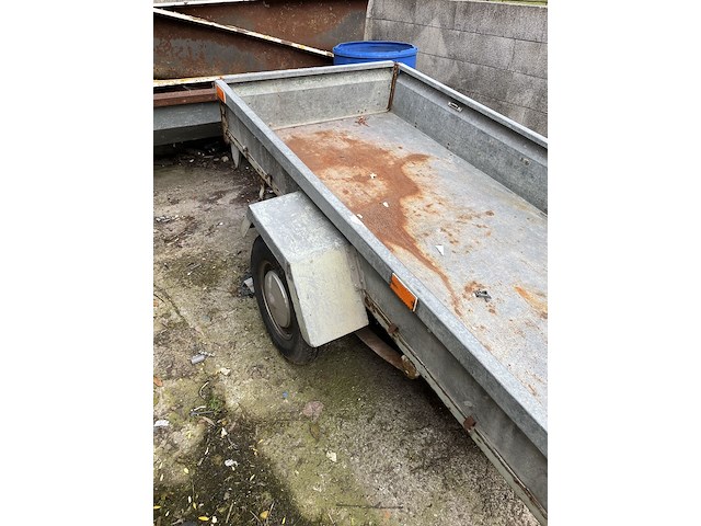 Aanhangwagen - afbeelding 3 van  3