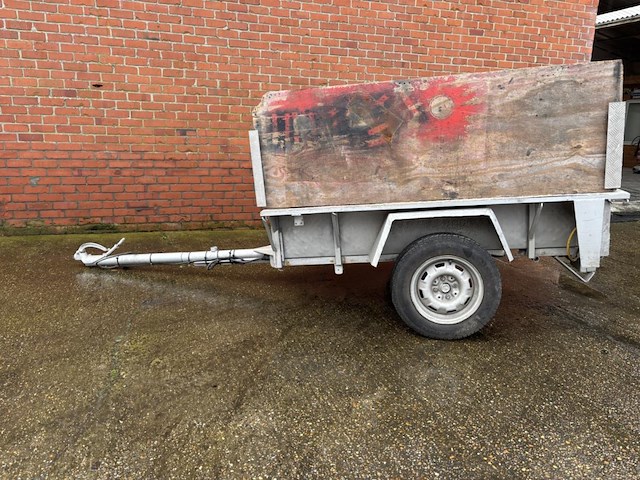 Aanhangwagen - afbeelding 2 van  12