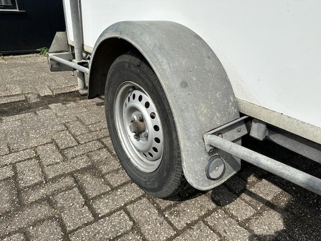 Aanhangwagen - afbeelding 2 van  19