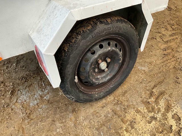 Aanhangwagen - afbeelding 3 van  11