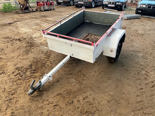 Aanhangwagen - afbeelding 1 van  11