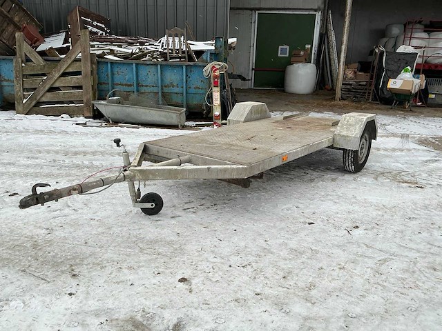 Aanhangwagen - afbeelding 1 van  8