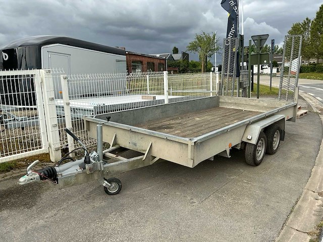Aanhangwagen - afbeelding 1 van  9