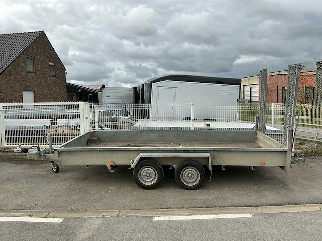 Aanhangwagen - afbeelding 2 van  9