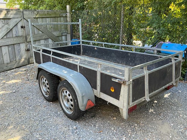 Aanhangwagen - afbeelding 1 van  10