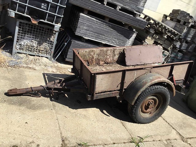 Aanhangwagen - afbeelding 2 van  9