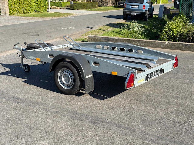 Aanhangwagen - afbeelding 2 van  5