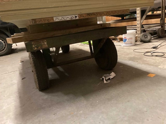 Aanhangwagens (2) en kruiwagen - afbeelding 11 van  11