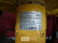 Aankondiging baby met blower - afbeelding 5 van  5