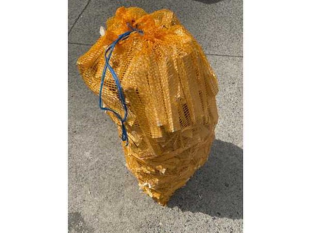 Aanmaakhout eiken - 10 zakken - afbeelding 2 van  7