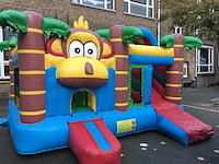 Aap springkasteel incl. blower - afbeelding 1 van  1