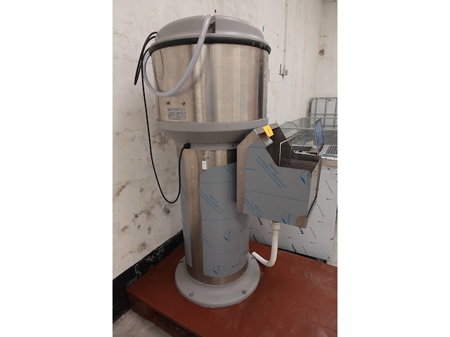 Aardappelschilmachine imc - afbeelding 2 van  8