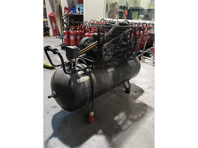 Aariac - afbeelding 4 van  10