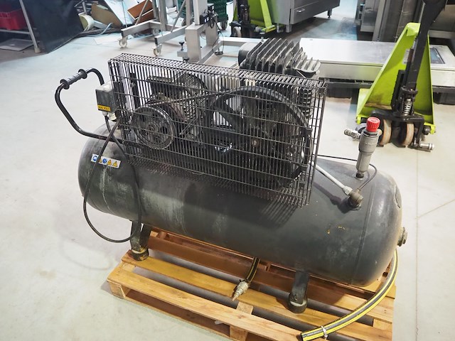 Aariac - afbeelding 4 van  9