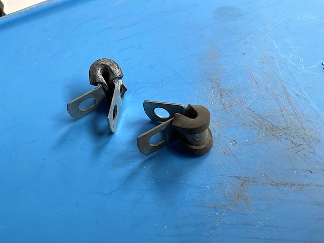 Aba 3.37kg leidingklem b12 d3mm in stapelbare bak - afbeelding 2 van  4