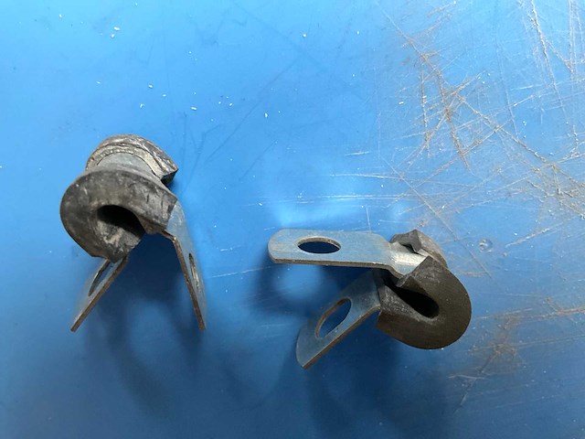 Aba 3.37kg leidingklem b12 d3mm in stapelbare bak - afbeelding 3 van  4
