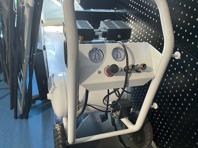 Abama tat-2020h lownoise luchtcompressor 20l nieuw - afbeelding 1 van  1