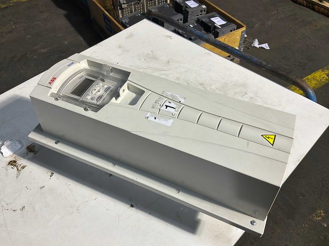 Abb ach550 frequentieregelaar - afbeelding 1 van  4