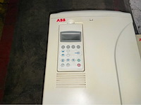 Abb acs 800 frequentieregelaar - afbeelding 2 van  3
