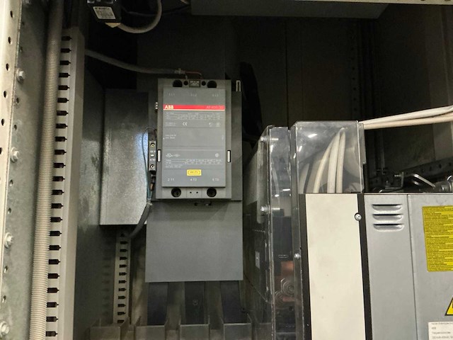 Abb acs 880-04-505a-3 frequentieregelaar met schakelkast - afbeelding 14 van  14