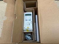 Abb acs150-03u-01a2-4 frequentieregelaar (3x) - afbeelding 5 van  11