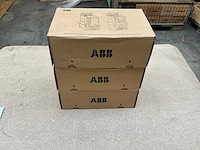 Abb acs150-03u-01a2-4 frequentieregelaar (3x) - afbeelding 1 van  11