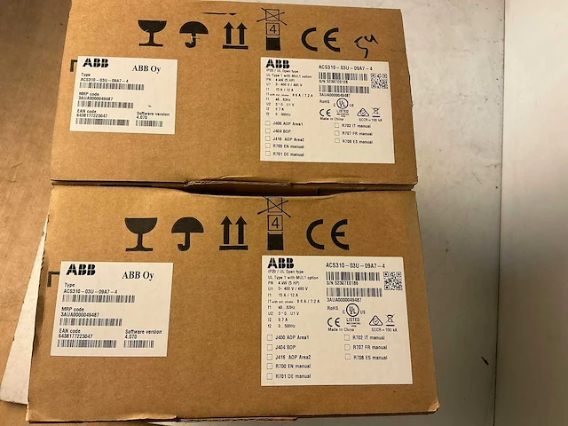 Abb acs310-03u-09a7-4 frequentieregelaar (2x) - afbeelding 3 van  7