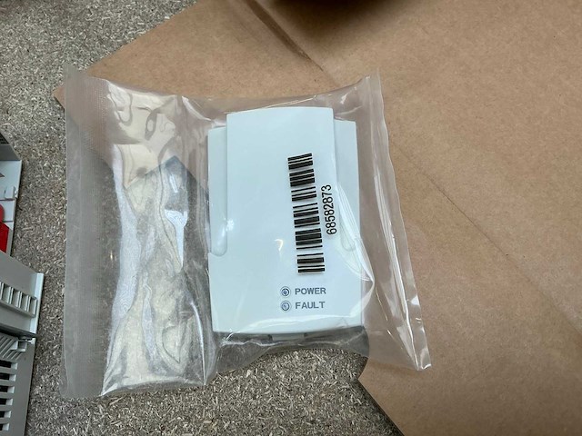 Abb acs310-03u-09a7-4 frequentieregelaar (2x) - afbeelding 9 van  9
