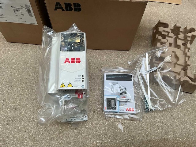 Abb acs380-040n-12a2-1 frequentieregelaar (2x) - afbeelding 5 van  10