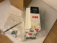 Abb acs380-040n-12a2-1 frequentieregelaar (2x) - afbeelding 2 van  5