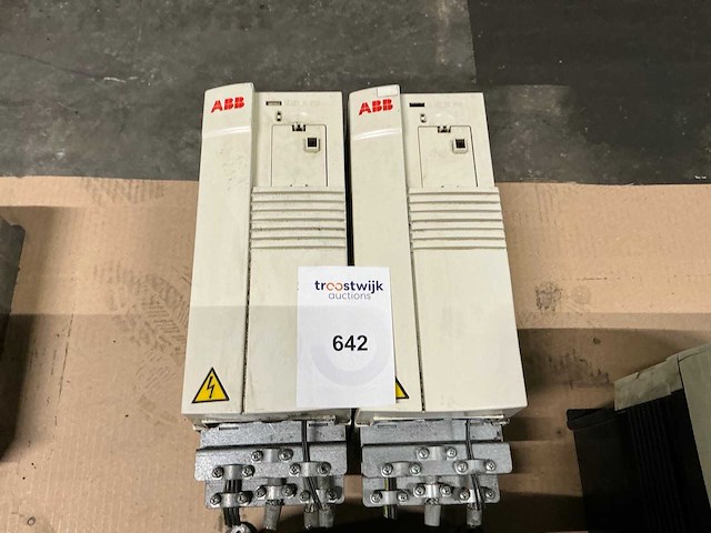 Abb acs400 frequentieregelaar (2x) - afbeelding 1 van  4