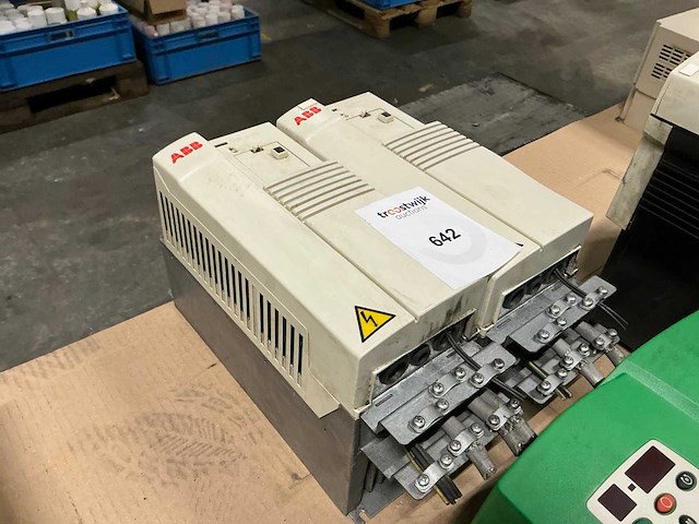 Abb acs400 frequentieregelaar (2x) - afbeelding 2 van  4