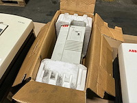Abb acs400 frequentieregelaar - afbeelding 1 van  5