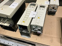 Abb acs550 frequentieregelaar (2x) - afbeelding 1 van  5