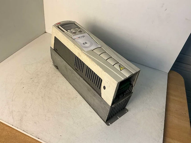 Abb acs550 frequentieregelaar - afbeelding 1 van  7