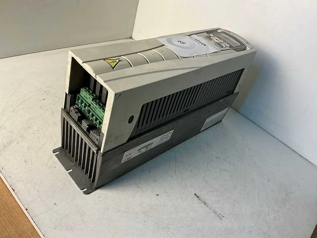 Abb acs550 frequentieregelaar - afbeelding 4 van  7