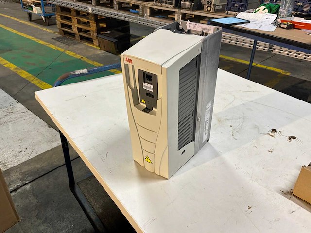Abb acs550 frequentieregelaar - afbeelding 1 van  9