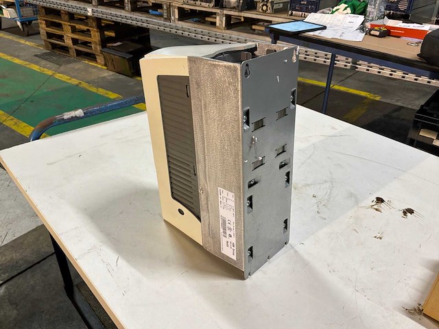 Abb acs550 frequentieregelaar - afbeelding 2 van  9